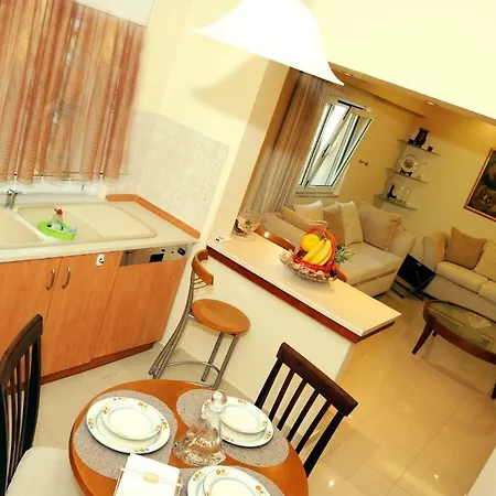 Cozy 100 Meters From The Sea 아파트 *